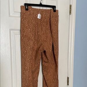 Isaac Mizrahi Brown and Pink Patterned Garment